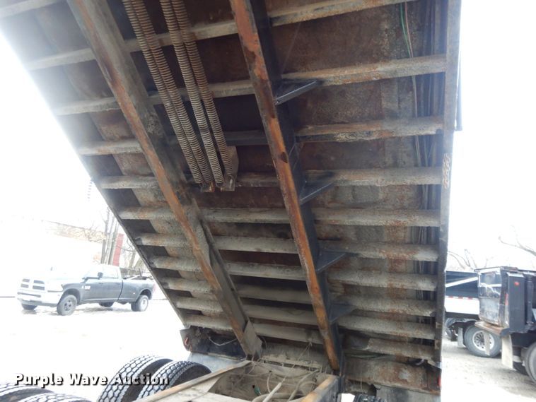 image for item DL2612 1982 Ford LT9000  dump truck