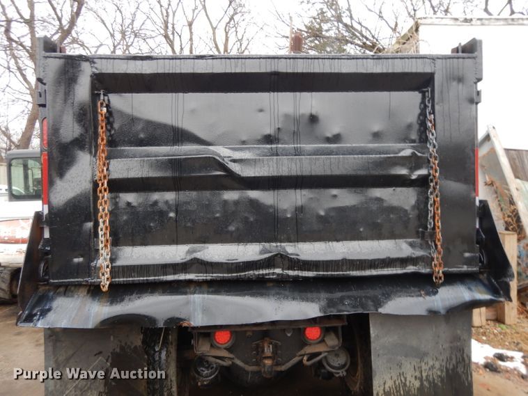 image for item DL2612 1982 Ford LT9000  dump truck