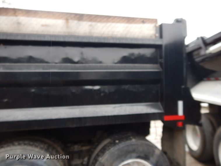 image for item DL2612 1982 Ford LT9000  dump truck