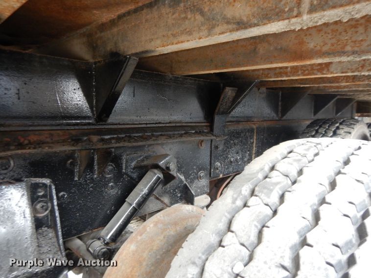 image for item DL2612 1982 Ford LT9000  dump truck