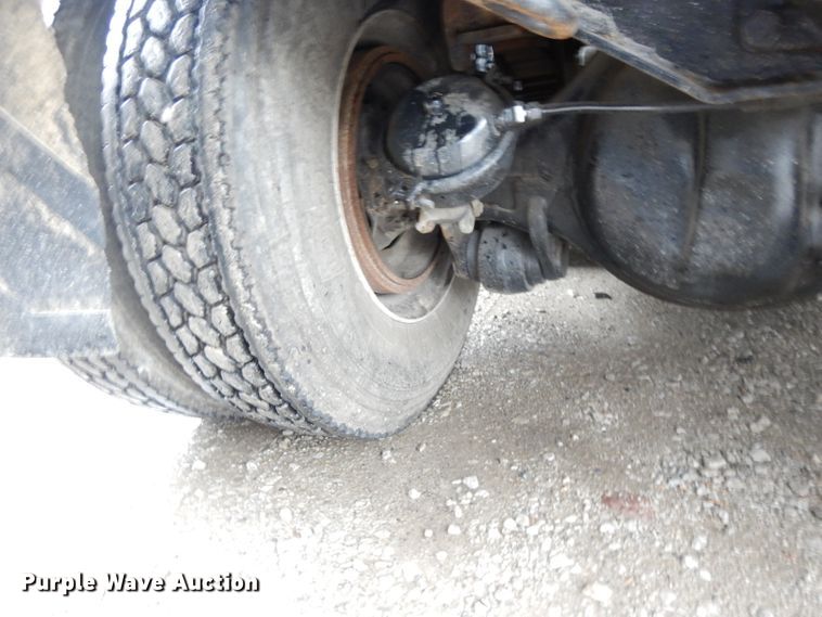 image for item DL2612 1982 Ford LT9000  dump truck