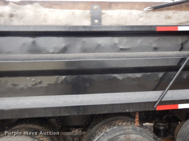 image for item DL2612 1982 Ford LT9000  dump truck