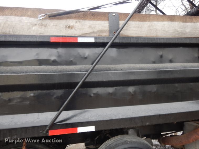 image for item DL2612 1982 Ford LT9000  dump truck