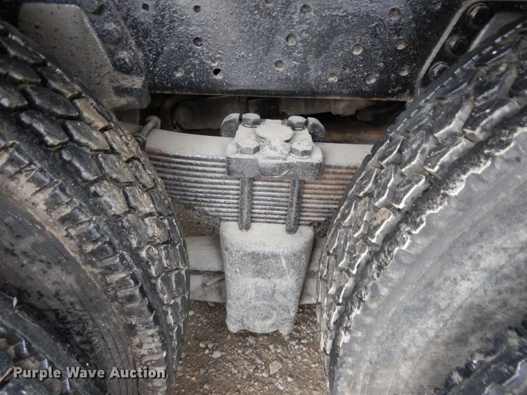 image for item DL2612 1982 Ford LT9000  dump truck