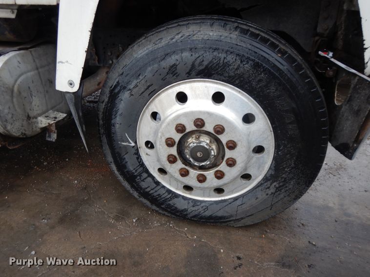 image for item DL2612 1982 Ford LT9000  dump truck