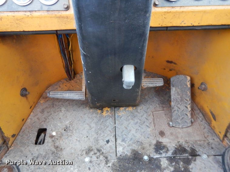 image for item DL2616 1968 John Deere 544  wheel loader