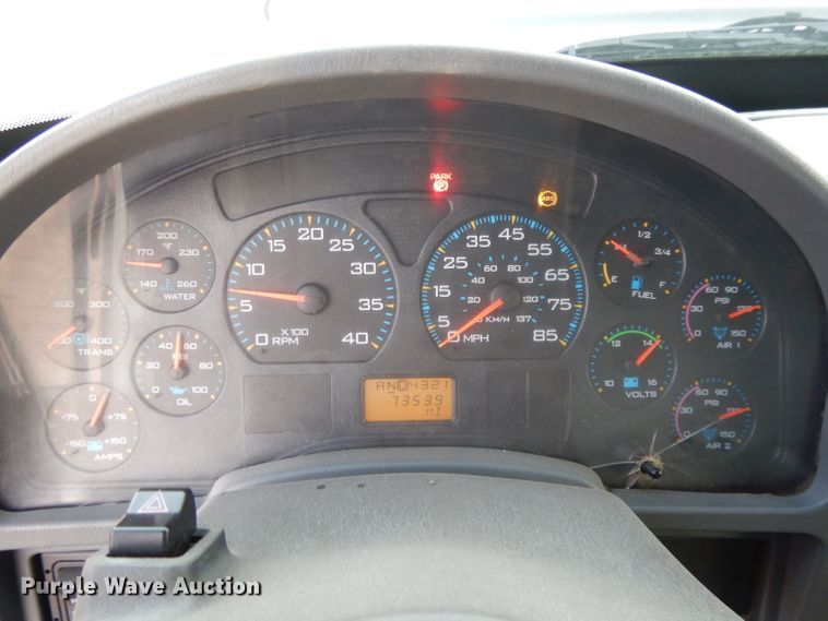 image for item DL2636 2005 International 7300  dump truck