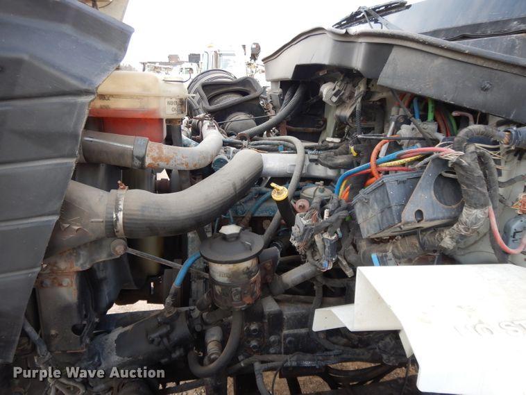 image for item DL2636 2005 International 7300  dump truck