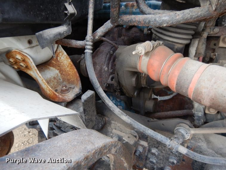 image for item DL2636 2005 International 7300  dump truck