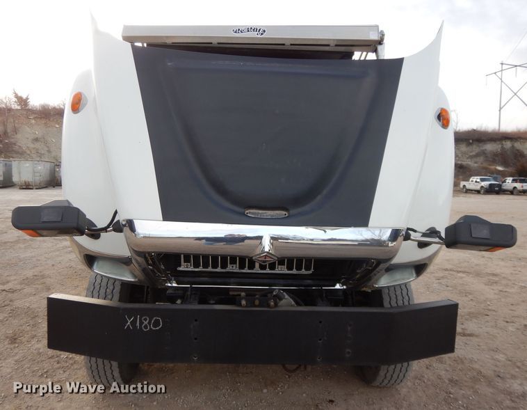 image for item DL2636 2005 International 7300  dump truck