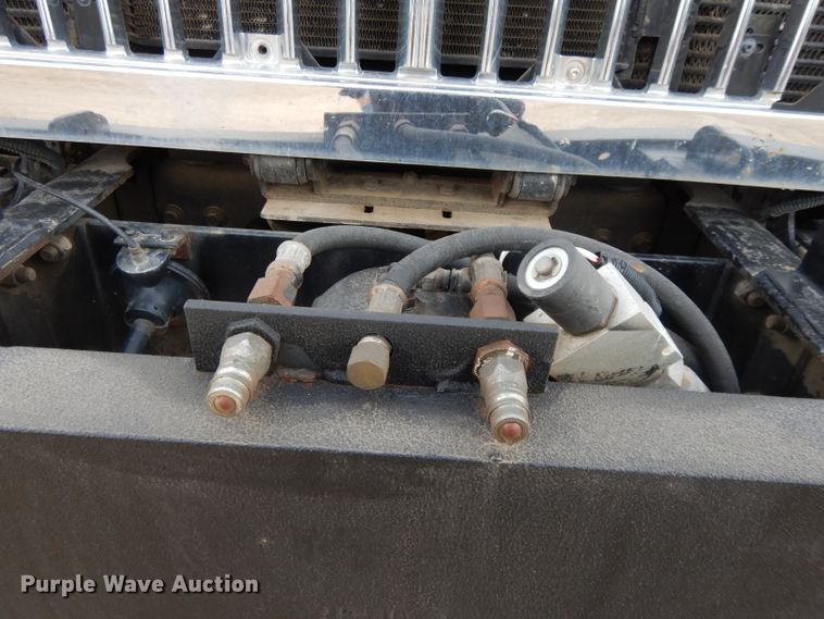 image for item DL2636 2005 International 7300  dump truck