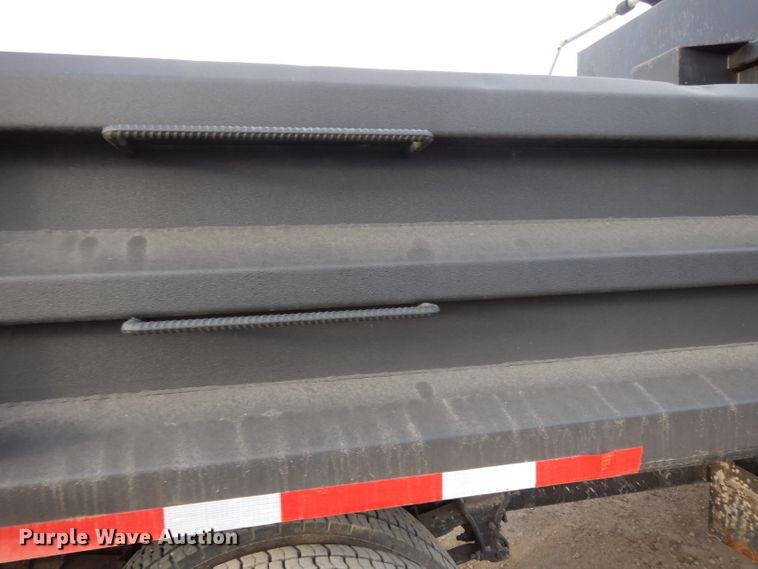 image for item DL2636 2005 International 7300  dump truck