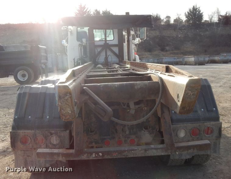 image for item DL2637 1995 Mack DM600  roll-off container truck