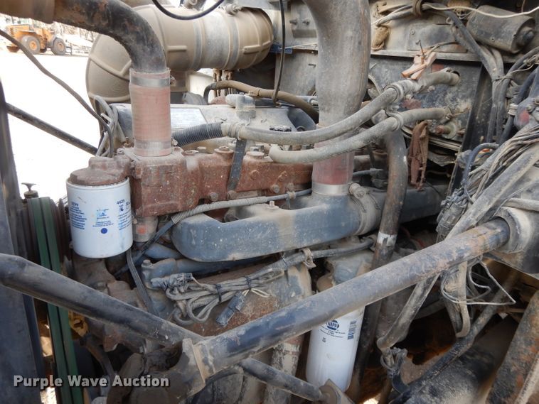 image for item DL2637 1995 Mack DM600  roll-off container truck