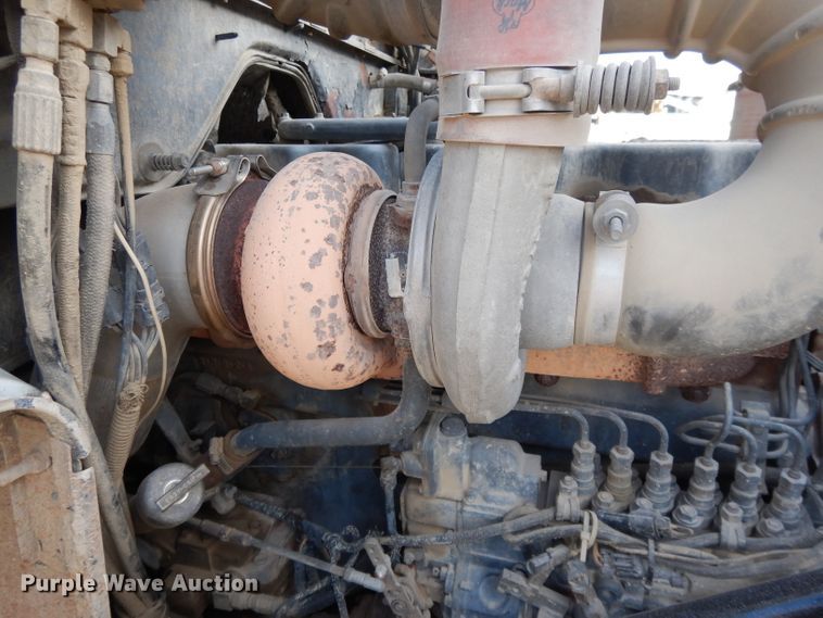 image for item DL2637 1995 Mack DM600  roll-off container truck