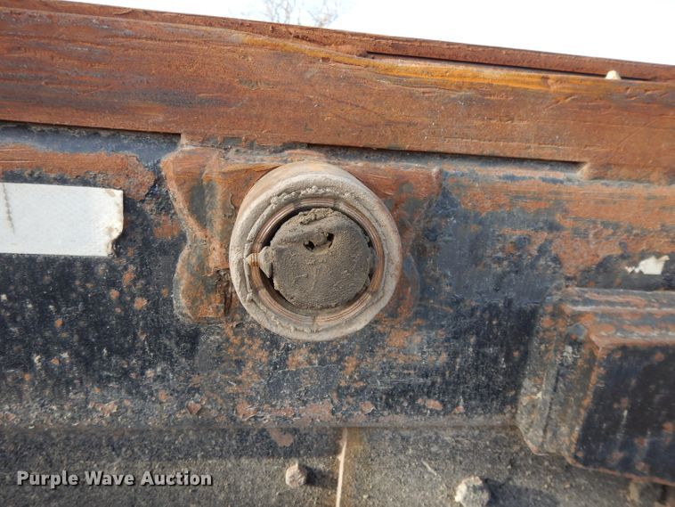 image for item DL2637 1995 Mack DM600  roll-off container truck