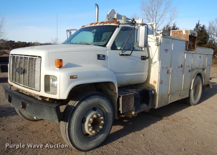 image for item DL2638 1997 Chevrolet C7500  utility / service truck