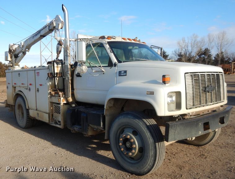image for item DL2638 1997 Chevrolet C7500  utility / service truck