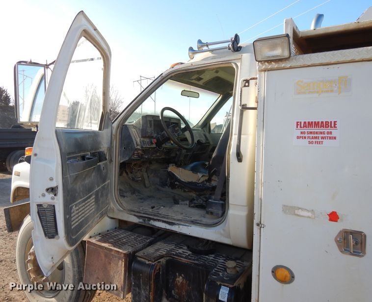 image for item DL2638 1997 Chevrolet C7500  utility / service truck