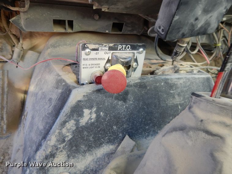 image for item DL2638 1997 Chevrolet C7500  utility / service truck