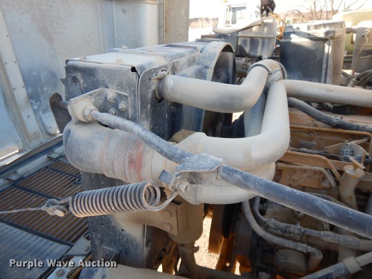 image for item DL2638 1997 Chevrolet C7500  utility / service truck