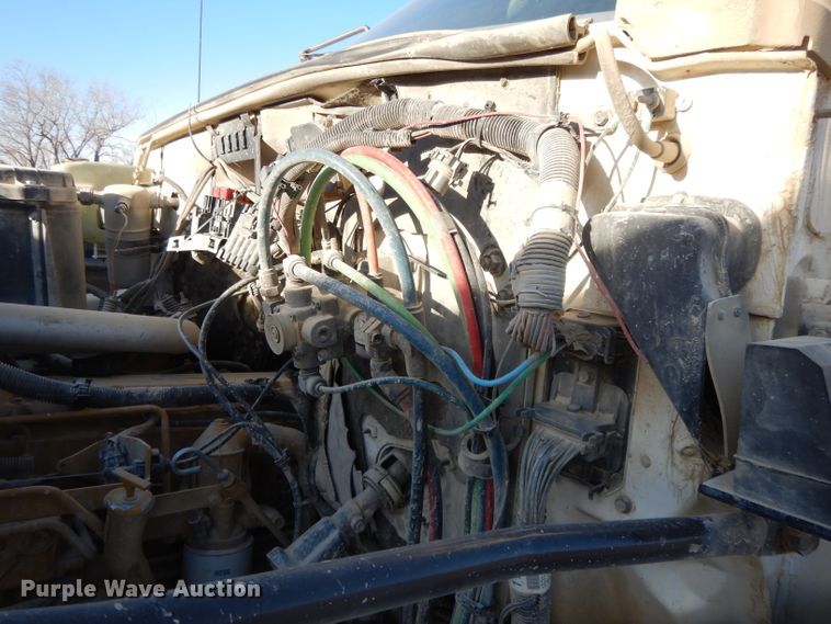 image for item DL2638 1997 Chevrolet C7500  utility / service truck