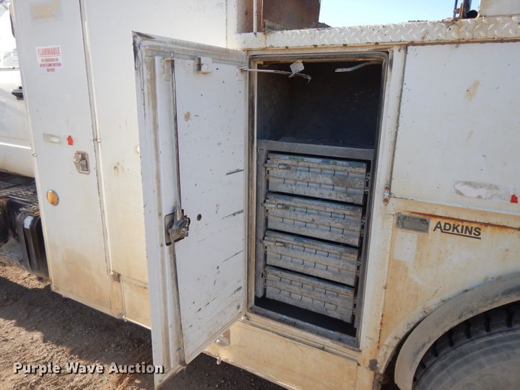 image for item DL2638 1997 Chevrolet C7500  utility / service truck