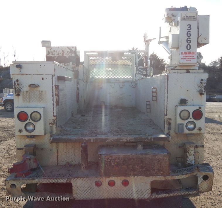 image for item DL2638 1997 Chevrolet C7500  utility / service truck