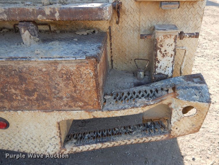 image for item DL2638 1997 Chevrolet C7500  utility / service truck