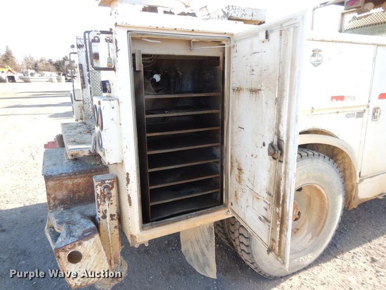 image for item DL2638 1997 Chevrolet C7500  utility / service truck