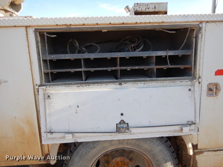 image for item DL2638 1997 Chevrolet C7500  utility / service truck