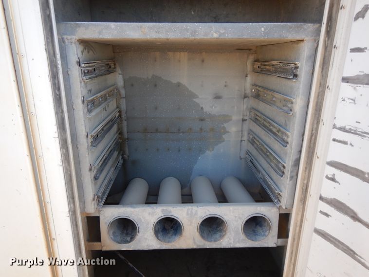 image for item DL2638 1997 Chevrolet C7500  utility / service truck