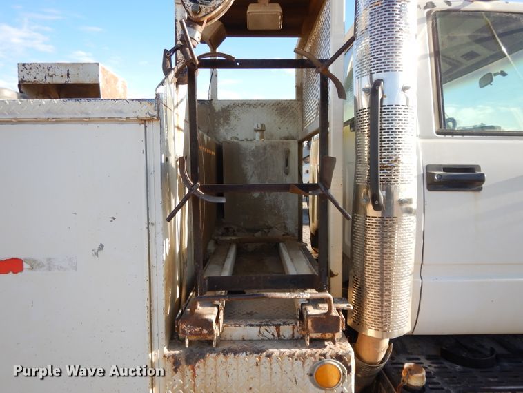 image for item DL2638 1997 Chevrolet C7500  utility / service truck