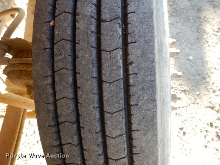 image for item DL2638 1997 Chevrolet C7500  utility / service truck