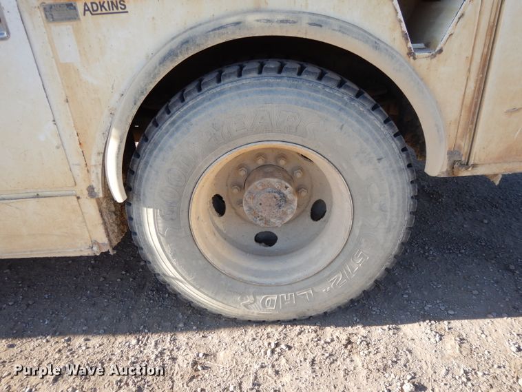 image for item DL2638 1997 Chevrolet C7500  utility / service truck