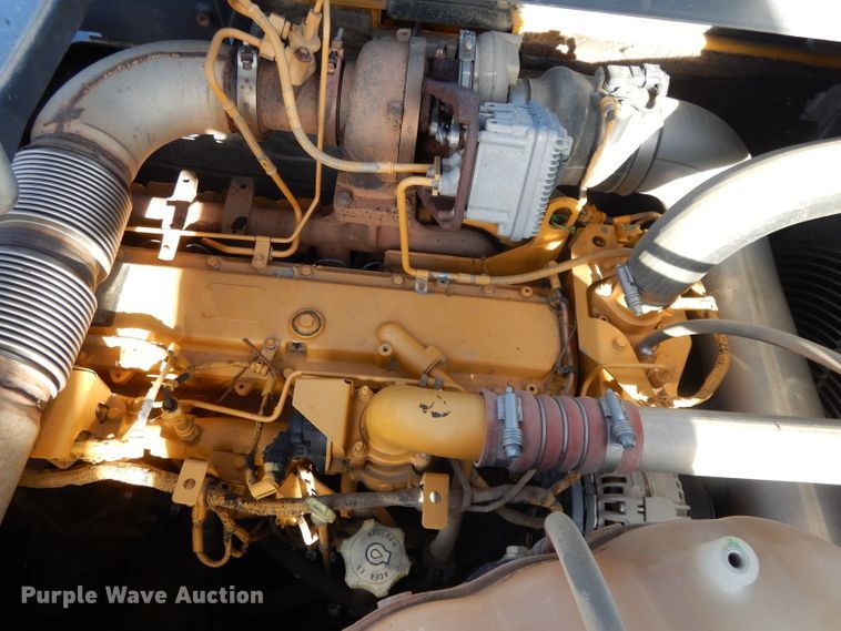 image for item DL2641 2013 John Deere 250G LC  excavator