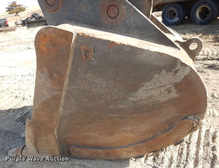 image for item DL2641 2013 John Deere 250G LC  excavator