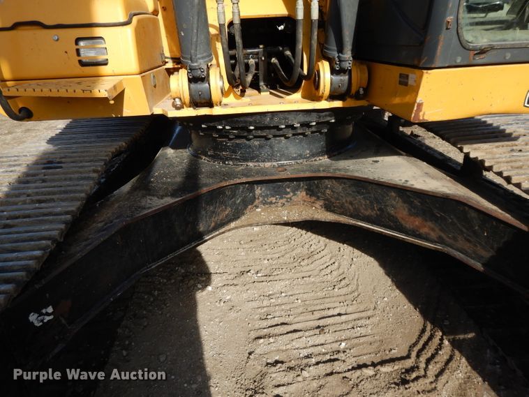 image for item DL2641 2013 John Deere 250G LC  excavator