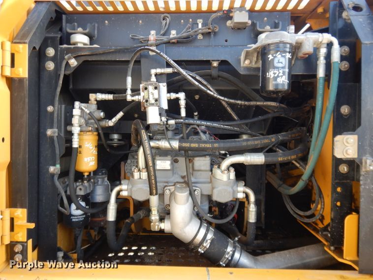 image for item DL2641 2013 John Deere 250G LC  excavator