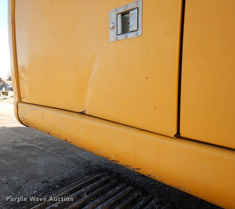 image for item DL2641 2013 John Deere 250G LC  excavator