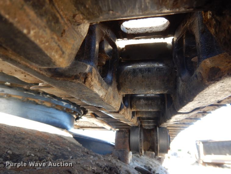 image for item DL2641 2013 John Deere 250G LC  excavator