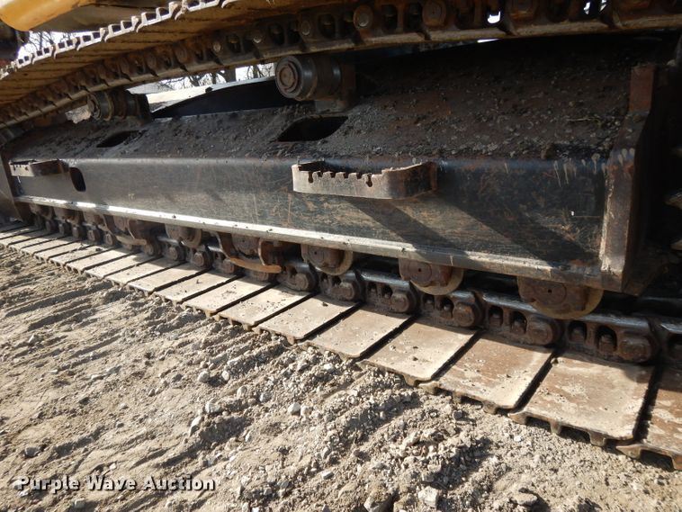 image for item DL2641 2013 John Deere 250G LC  excavator