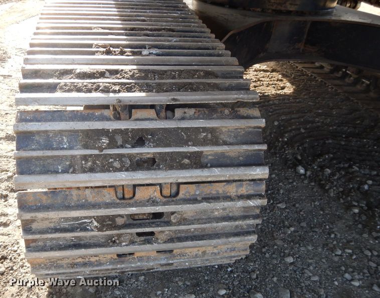 image for item DL2641 2013 John Deere 250G LC  excavator