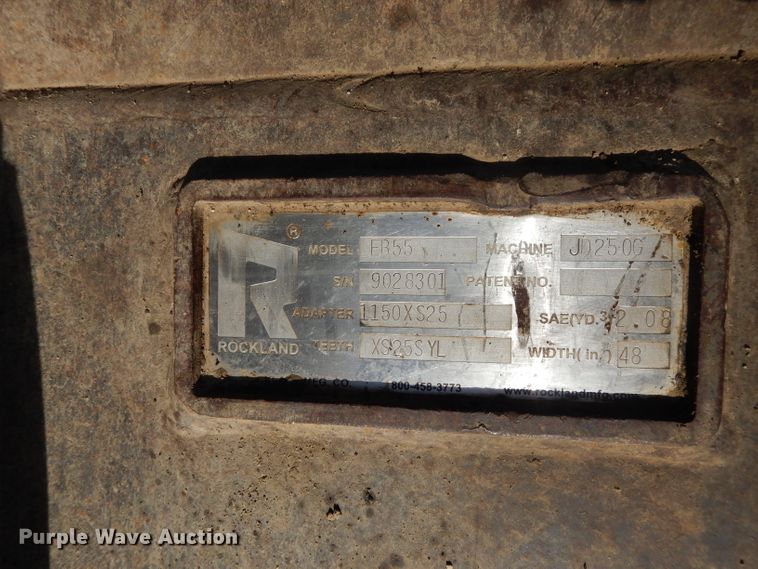 image for item DL2641 2013 John Deere 250G LC  excavator