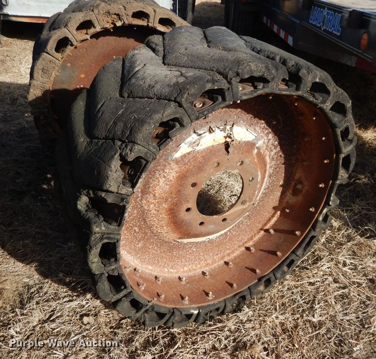 image for item DL2642 (4) solid skid steer tires