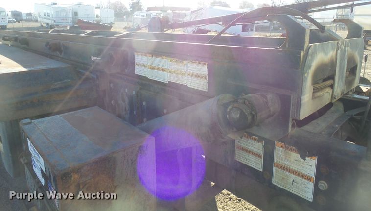 image for item EF9666 2006 International 7400  rolloff container truck