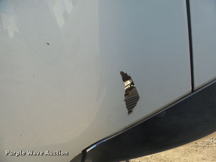 image for item EF9666 2006 International 7400  rolloff container truck