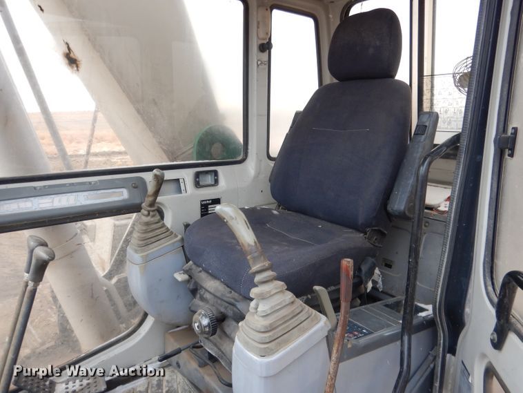 image for item FA9459 Link Belt 3400 Quantum  long reach excavator