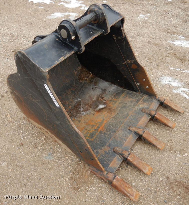 image for item FR9566 Caterpillar excavator bucket