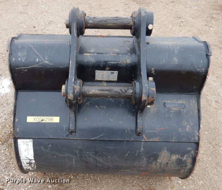 image for item FR9566 Caterpillar excavator bucket